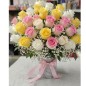 26 romantic yellow pink white  roses flowers in vase